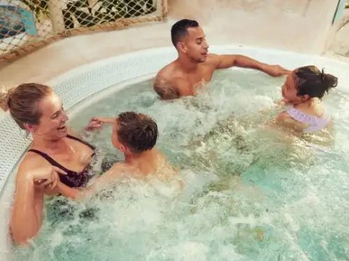 Bubbelbad met ontspannende waterstralen